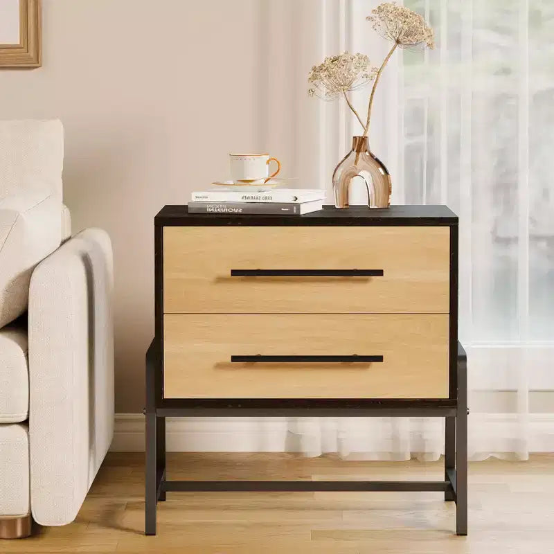 Table de chevet avec tiroirs, table de chevet de 60 cm de large avec rangement, table d'appoint en bois clair avec pieds en métal, table de chevet marron foncé