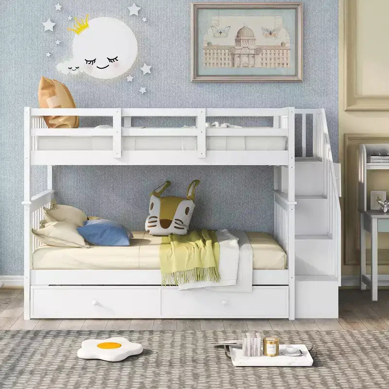 Lit superposé jumeau sur jumeau avec lit gigogne et escalier, espace de rangement optimisé